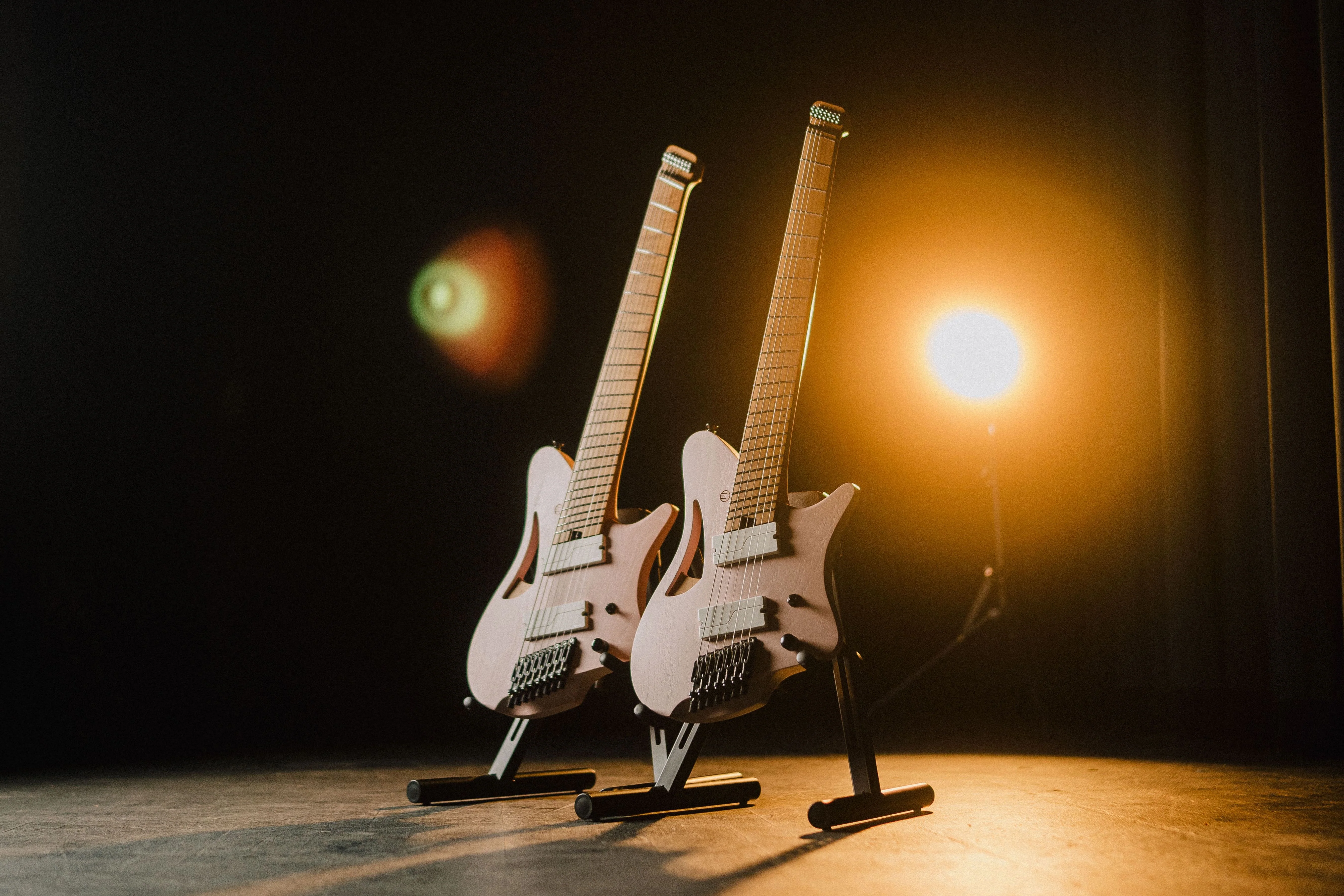 Photo of Omne Guitars design details